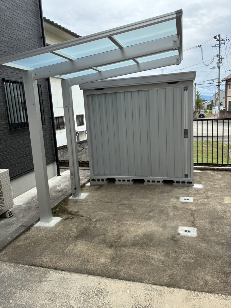 T様邸　物置・サイクルポート設置工事